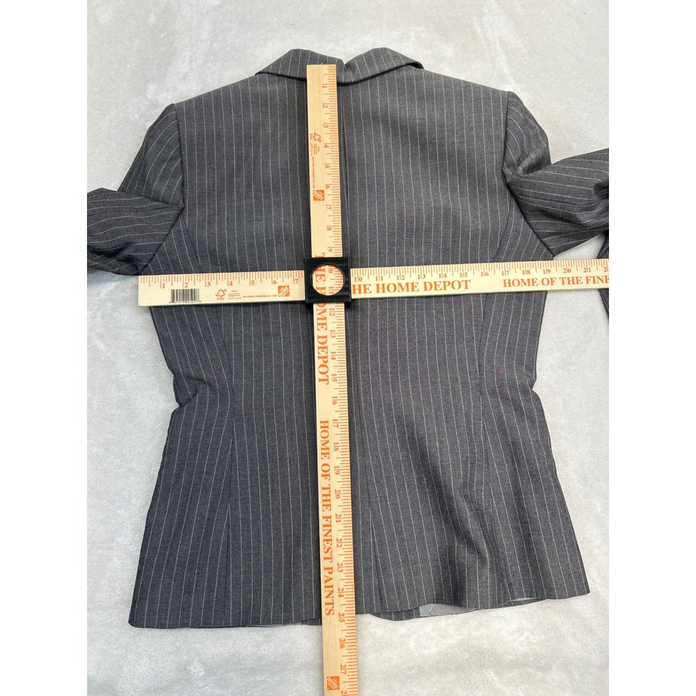 Tahari Pant Suit 8 Grey Pinstripe Arthur Levine Blazer Trousers Professional Set - Picture 5 of 14